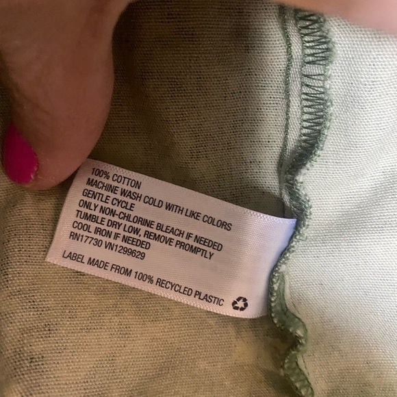 Wild table, large green floral, jean jacket, new tags - Picture 7 of 8